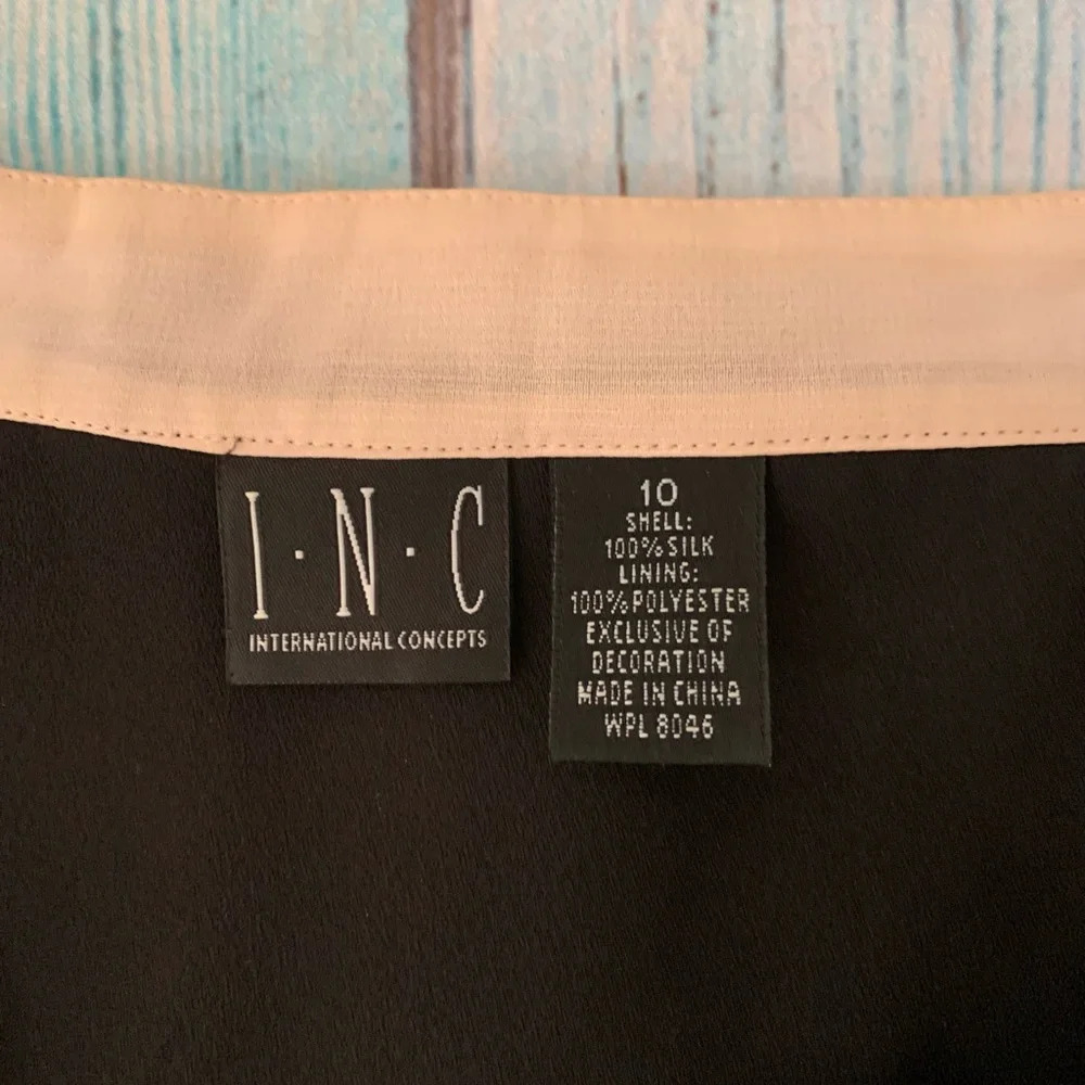 Vintage INC silk pleated skirt - Picture 9 of 9